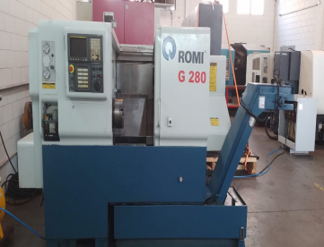 CENTRO DE TORNEAMENTO CNC - ROMI - G280 - ANO 2005 - 280 x 540 MM - NÃO TEM CONTRA PONTO