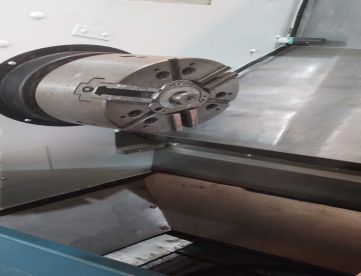 Foto: CENTRO DE TORNEAMENTO CNC - ROMI - G280 - ANO 2005 - 280 x 540 MM - NÃO TEM CONTRA PONTO