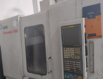 Foto: CENTRO DE USINAGEM VERTICAL - ROMI - DISCOVERY 760 - ANO 2007 - COMANDO FANUC