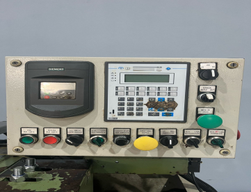 Foto: RETÍFICA CENTERLESS AUTOMÁTICA - BOVI - RC 20M SP - ANO 2009