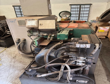 Foto: MÁQUINA CONFORMADORA DE TUBOS - PEDRAZZOLI - STERN25 MM - ANO 2006