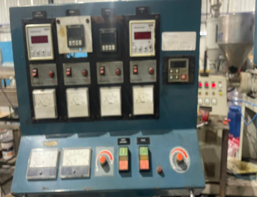 Foto: LINHA COMPLETA EXTRUSÂO DE TUBOS PLASTICOS -MARCA SANTA MARIA -MODELO JS-1P- ANO 2002