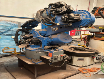 Foto: ROBÔS PARA MANIPULAÇÃO E PALETIZAÇÃO - YASKAWA - MOTOMAN ES165D - ANO 2011