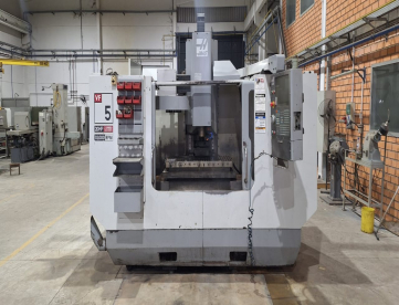 CENTRO DE USINAGEM VERTICAL - HAAS - VF5 - 1250 x 660 x 635 - ANO 2008