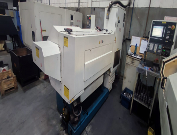 Foto: TORNO CNC - ROMI - CENTUR 30D - 1000MM - ANO 2011