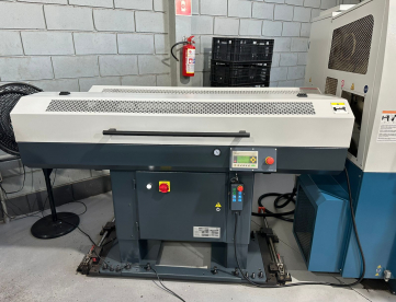 Foto: CENTRO DE TORNEAMENTO - ROMI - GL170G - SISTEMA GANG - ANO 2022 - COM ALIMENTADOR DE BARRAS