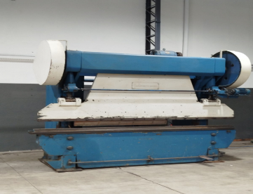 Foto: DOBRADEIRA -FOBESA - 3000MM X 100 TONS - 5 JOGOS DE FERRAMENTAS