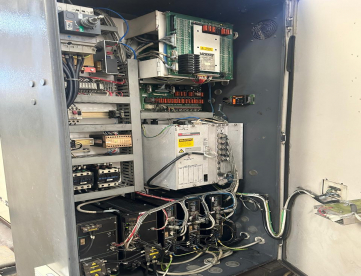 Foto: CENTRO DE USINAGEM CNC - CINCINATTI - MILACRON ARROW 510 - 510MM X 510MM X 510MM