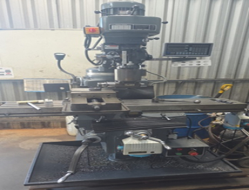 FRESADORA FERRAMENTEIRA CHINESA - ISO 40 - ANO 2025