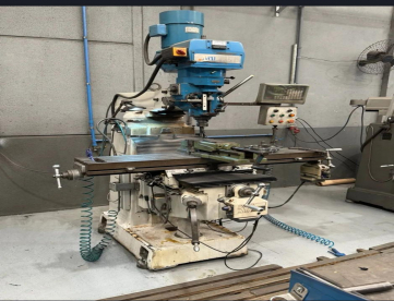 FRESADORA FERRAMENTEIRA - SINITRON - ISO 40