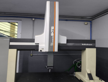 Foto: TRIDIMENSIONAL - MITUTOYO - BH 715 - 700MM X 1500MM X 600MM