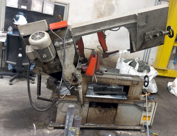 Foto: SERRA DE FITA HORIZONTAL RONEMAK - MODELO  MR410 - CAPACIDADE DE CORTE ATE 410 MM