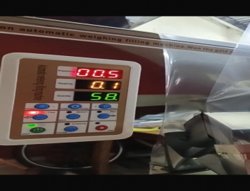 Foto: MÁQUINA DE EMBALAGENS DE PÓS E GRÃOS - EMBALAGENS 5 CM E NO MINIMO 0,5 GRAMAS - MÁQUINA ZERO