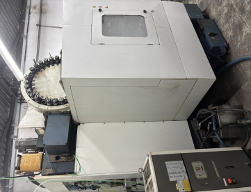 Foto: CENTRO DE USINAGEM VERTICAL - ROMI - D1000AP- 1020 x 640 x 610 - ANO 2013 - COMANDO SIEMENS