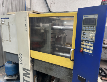 Foto: INJETORA DE PLÁSTICOS - BATTENFELDD - BA1000/525 - 100 TONELADAS - ANO 2000