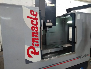 Foto: CENTRO DE USINAGEM VERTICAL PINNACLE - MODELO PKL-10 - ANO 2013