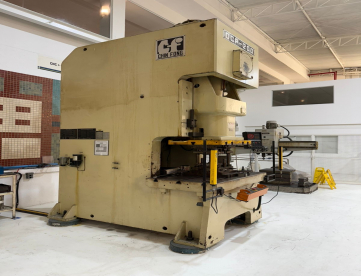 Foto: PRENSA EXCÊNTRICA - FREIO E FRICÇÃO - CHIN FING - OPC - 200 TONELADAS - ANO 2008