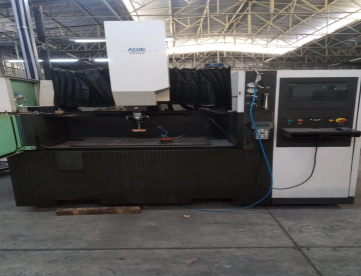 ELETROEROSÃO DE PENETRAÇÃO CNC - AGIE - AGIETRON ADVANCED - 500 X 350 X 350 - ANO 2005