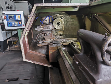 Foto: TORNO CNC - ROMI - ENC-40 II - 650MM X 1500MM - GANG