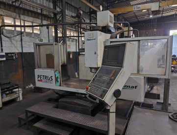 FRESADORA CNC - TRAVIS - M6  - 1000 x 500 x 530MM - ANO 2009