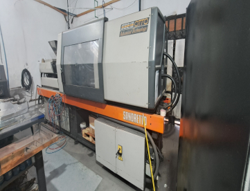 INJETORA DE PLÁSTICOS - SANDRETTO - OTTO - 150T