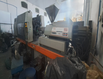 Foto: INJETORA DE PLÁSTICOS - SANDRETTO - OTTO - 150T