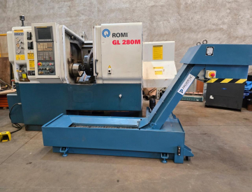 CENTRO DE TORNEAMENTO - ROMI - GL280M - ANO 2010 - COM FERRAMENTAS ACIONADAS