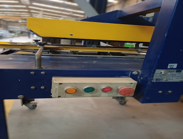 Foto: FECHADORA DE CAIXA SEMIAUTOMÁTICA