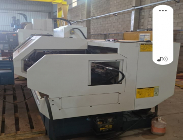 Foto: TORNO CNC - ROMI - CENTUR 35D - ANO 2008 - 520MM x 1500MM - PLACA HIDRÁULICA E PONTO HIDRÁULICO