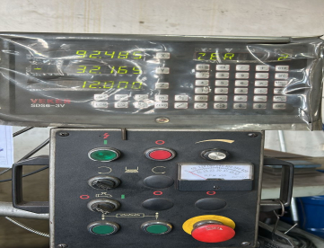 Foto: FRESADORA FERRAMENTEIRA - VEKER - 430I - ISO 40 - DIGITAL - ANO 2009