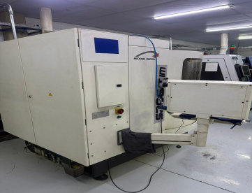 Foto: AFIADORA CNC - MICHAEL DECKEL - S20 E NUM - ANO 2011 - COM TROCADOR AUTOMÁTICO DE REBOLO