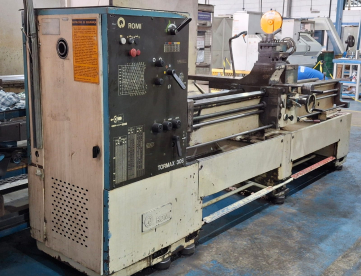 TORNO MECÂNICO - ROMI - TORMAX 30B - 700MM X 2200MM