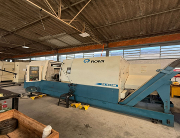 Foto: TORNO CNC - ROMI - GL400M - ANO 2015 - FERRAMENTAS ACIONADAS - COMANDO FANUC 0i-TD