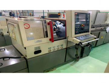 TORNO CNC AUTOMÁTICO DE CABEÇOTE MÓVEL - TRAUB - TNL12/7 - ANO 2001