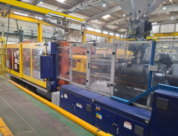 Foto: INJETORA DE PLÁSTICOS - HAITIAN - MA8000II/6800 - ANO 2015 + ROBÔ STAR SEIKI ESW-1200sII