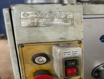 Foto: TORNO CONVENCIONAL - CLEVER - L26200A