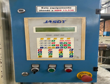 Foto: INJETORA DE PLÁSTICOS - JASOT - 880/180 TONELADAS - ANO 2010