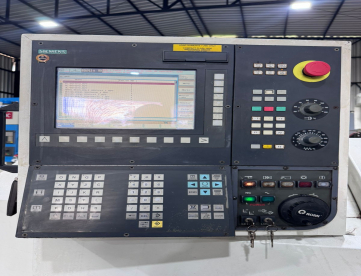 Foto: TORNO CNC - ROMI - CENTUR 30D - 500 MM - ANO 2008 - COMANDO SIEMENS