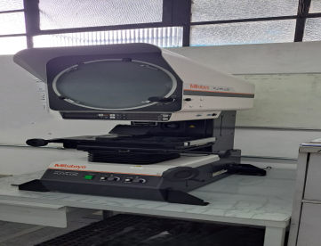 Foto: INDÚSTRIA DE USINAGEM À VENDA - COM 19 MÁQUINAS E EQUIPAMENTOS: TORNOS CNC HYUNDAI, TORNOS MULTIFUSO WICKMAN E OUTROS