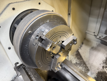 Foto: TORNO CNC - ROMI - CENTUR 30D - ANO 2011 - 430 x 1000 MM - COMANDO SIEMENS