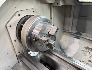 Foto: TORNO CNC - ROMI - CENTUR 30D - ANO 2011 - 430 x 1000 MM - COMANDO SIEMENS