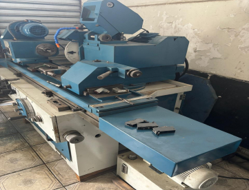 Foto: RETÍFICA CILÍNDRICA UNIVERSAL - FERDIMAT -  MOD.UA71 - COM CABEÇOTE PARA INTERNO  COM MERGULHO HIDRÁULICO - 300MM X 750MM - ANO 1995