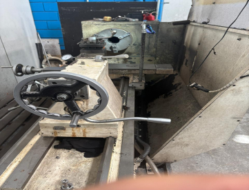 Foto: TORNO MECÂNICO - QUAZAR - MODELO C6266C - 660 X 1500MM