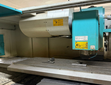 Foto: CENTRO DE USINAGEM VERTICAL - SINITRON - VMC-1500 - ANO 2008 - COMANDO MITSUBISHI