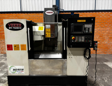 CENTRO DE USINAGEM  - VEKER - MV-760 ECO - ANO 2014 - COMANDO SIEMENS