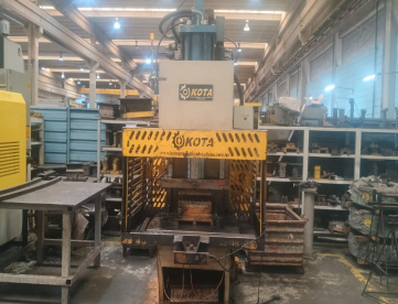 Foto: PRENSA HIDRÁULICA - DUPLA 80 TONELADAS - LAUDO NR12