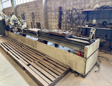 Foto: TORNO MECÂNICO - ROMI - S30B - 660 x 5.000 MM