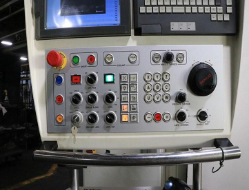 Foto: AFIADORA CNC ROLLOMATIC - 6 EIXOS - GRIND SMART 6000 XL - COM CARREGAMENTO ROBÒTICO AUTOMÁTICO INTEGRADO - ANO 2006