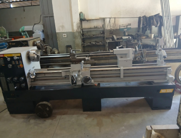 Foto: TORNO MECÂNICO NARDINI ND325 - 650MM X 2200MM - MUITO NOVO