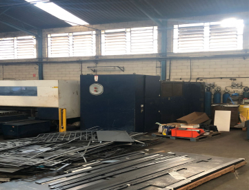 Foto: MÁQUINA DE CORTE A LASER TRUMPF 30303 BASIC EDITION - 1500MM X 3000MM - ANO 2010